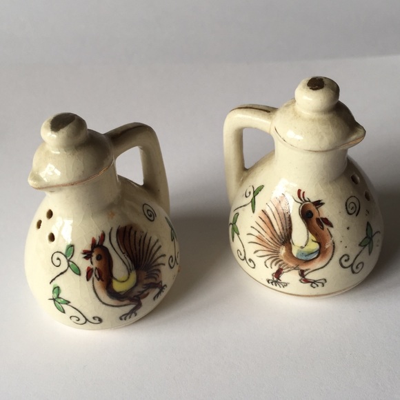 Vintage Rooster Salt And Pepper Shakers Set